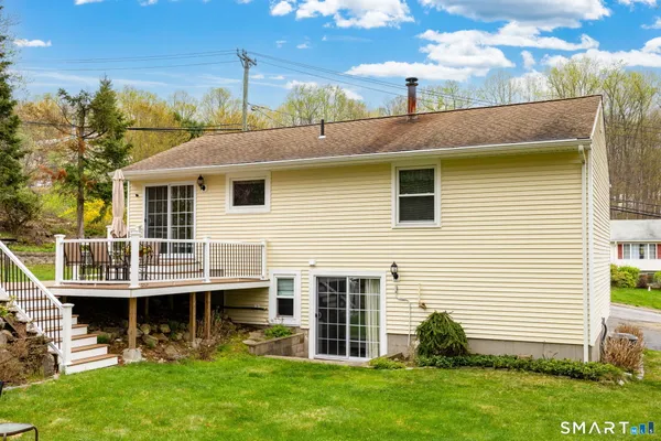 $385,000 | 182 Osborn Road, Naugatuck, CT 06770