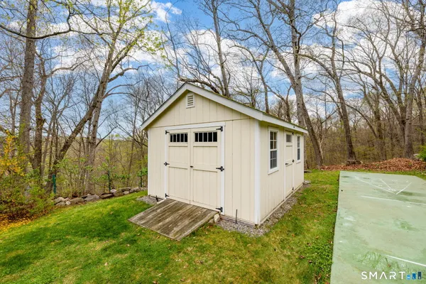 $385,000 | 182 Osborn Road, Naugatuck, CT 06770