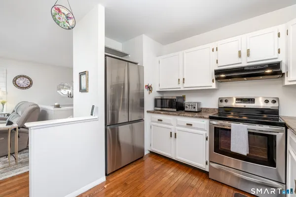 $385,000 | 182 Osborn Road, Naugatuck, CT 06770