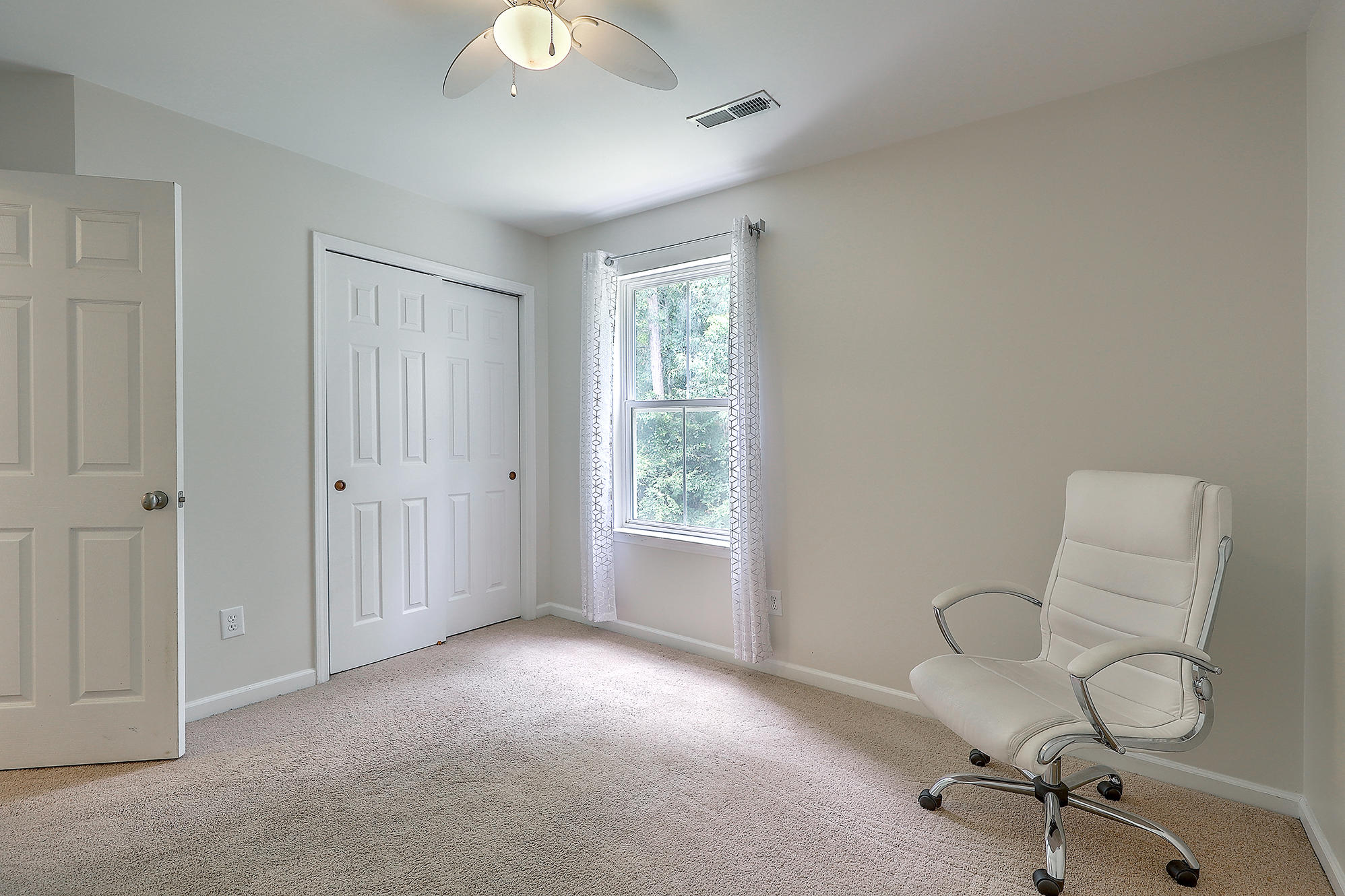 162 Instructor Court Ladson, SC 29456 - Photo 30 of 35 34