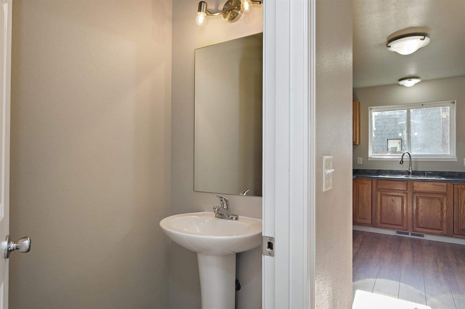 110 Cedar Street Central Point, OR 97502 - Photo 11 of 22 Additional Photo