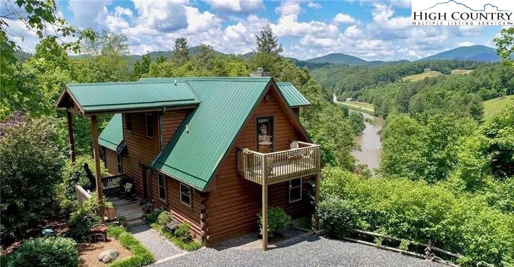 930 Rustic Road West Jefferson, NC 28694 - Photo 1 of 31 Gallery Image 1