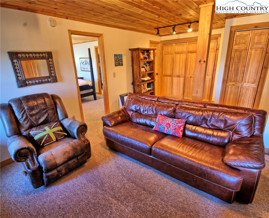 930 Rustic Road West Jefferson, NC 28694 - Photo 18 of 31 Gallery Image 18
