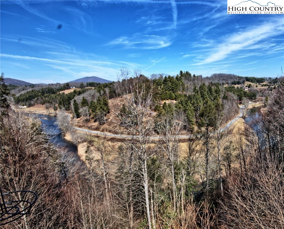 930 Rustic Road West Jefferson, NC 28694 - Photo 25 of 31 Gallery Image 25