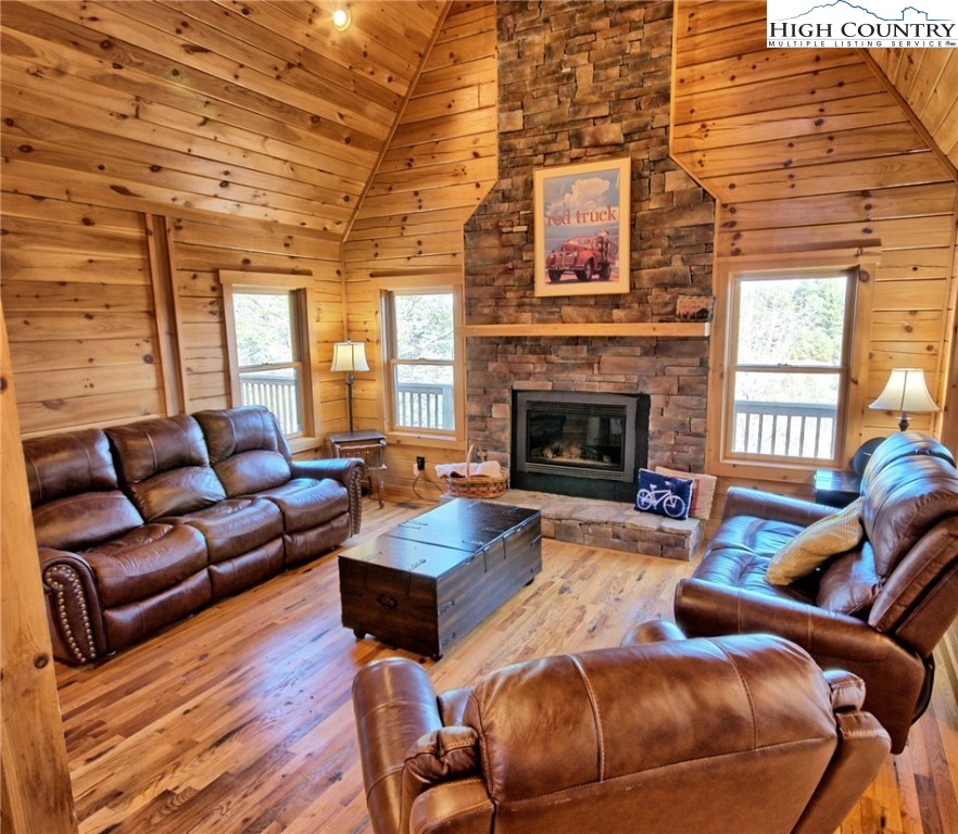 930 Rustic Road West Jefferson, NC 28694 - Photo 6 of 31 Gallery Image 6
