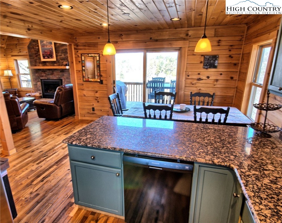 930 Rustic Road West Jefferson, NC 28694 - Photo 10 of 31 Gallery Image 10