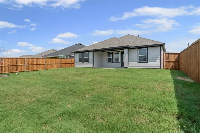 $2,850 | 1320 Water Canna Drive, Justin, TX 76247