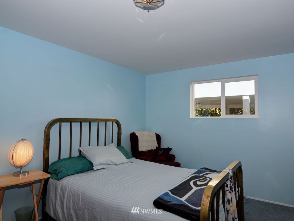 24104 North West View Road Mount Vernon, WA 98274 - Photo 10 of 24 Gallery Image 10