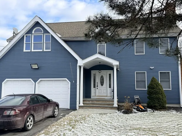 $2,500 | 10 Lawrence Road, Lynn, MA 01904