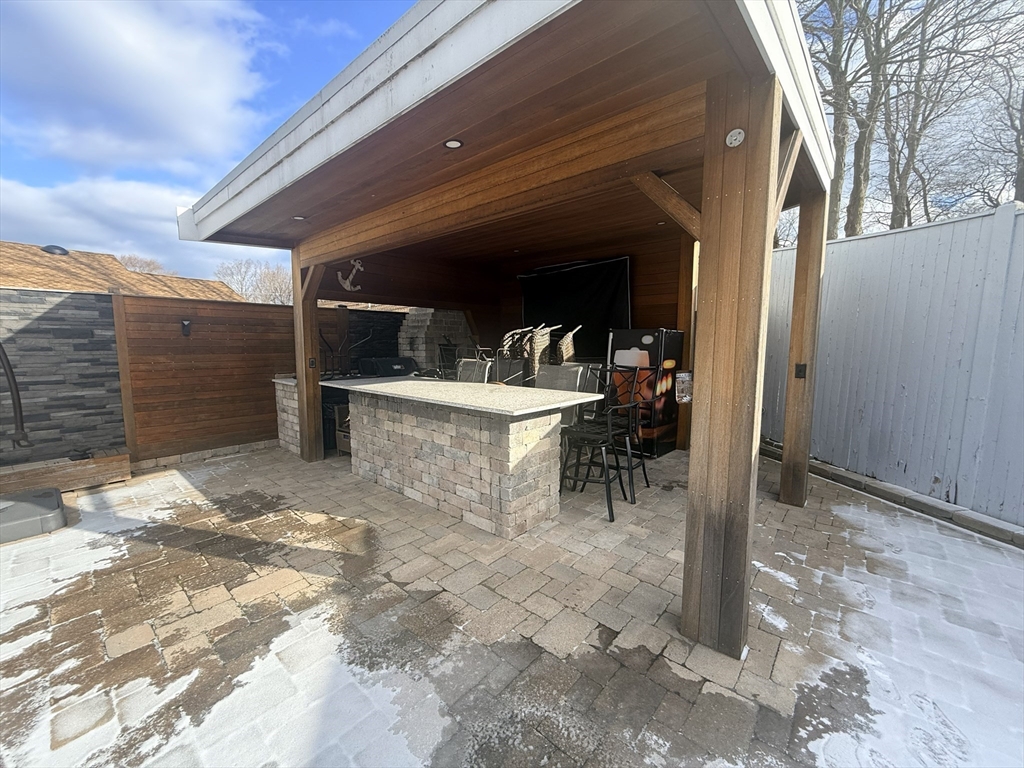 10 Lawrence Road Lynn, MA 01904 - Photo 11 of 12