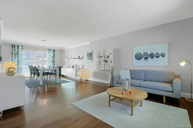 $985,000 | 21 Candlewood Court, Briarcliff Manor, NY 10510