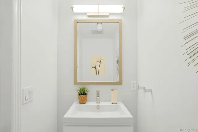 $985,000 | 21 Candlewood Court, Briarcliff Manor, NY 10510