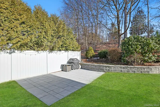 $985,000 | 21 Candlewood Court, Briarcliff Manor, NY 10510