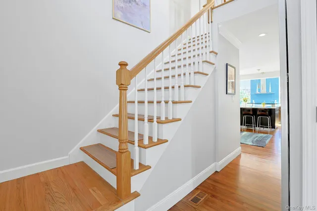 $985,000 | 21 Candlewood Court, Briarcliff Manor, NY 10510