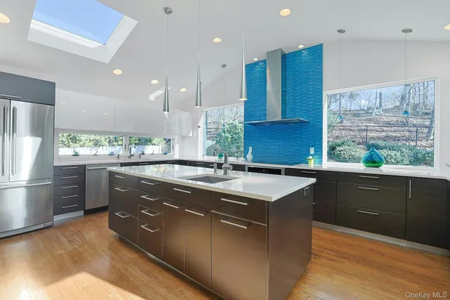 $985,000 | 21 Candlewood Court, Briarcliff Manor, NY 10510