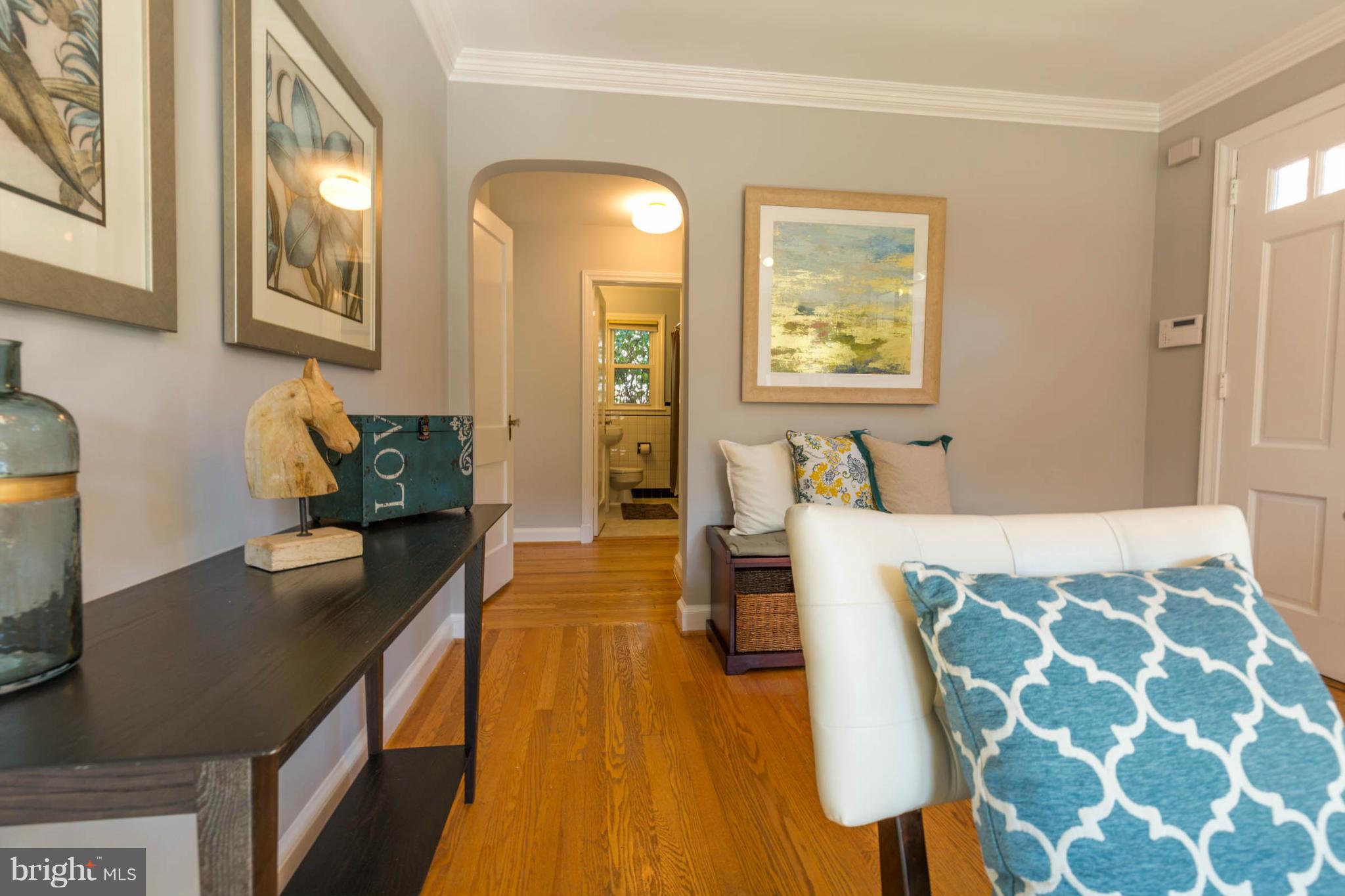 9937 Moss Avenue Silver Spring, MD 20901 - Photo 10 of 30 Interior (General)