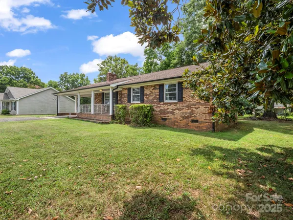 $254,000 | 501 Weaver Street, Cherryville, NC 28021