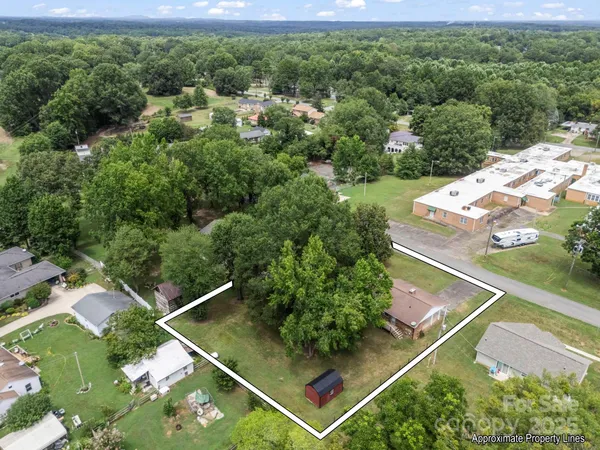 $254,000 | 501 Weaver Street, Cherryville, NC 28021