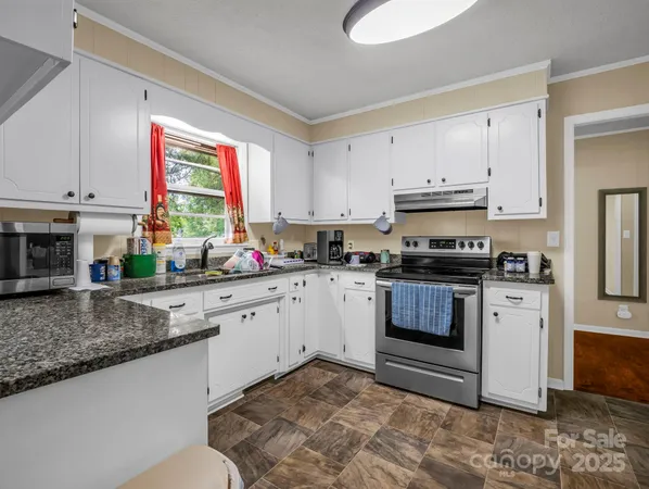 $254,000 | 501 Weaver Street, Cherryville, NC 28021