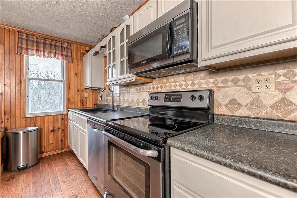 630 Broadford Road Connellsville, PA 15425 - Photo 15 of 37