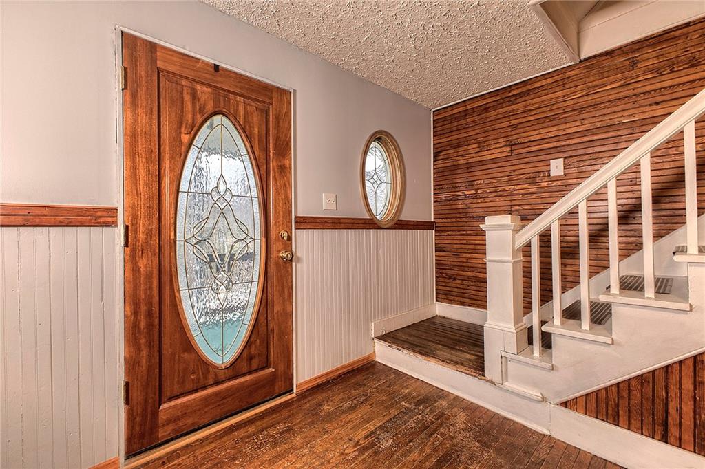 630 Broadford Road Connellsville, PA 15425 - Photo 2 of 37