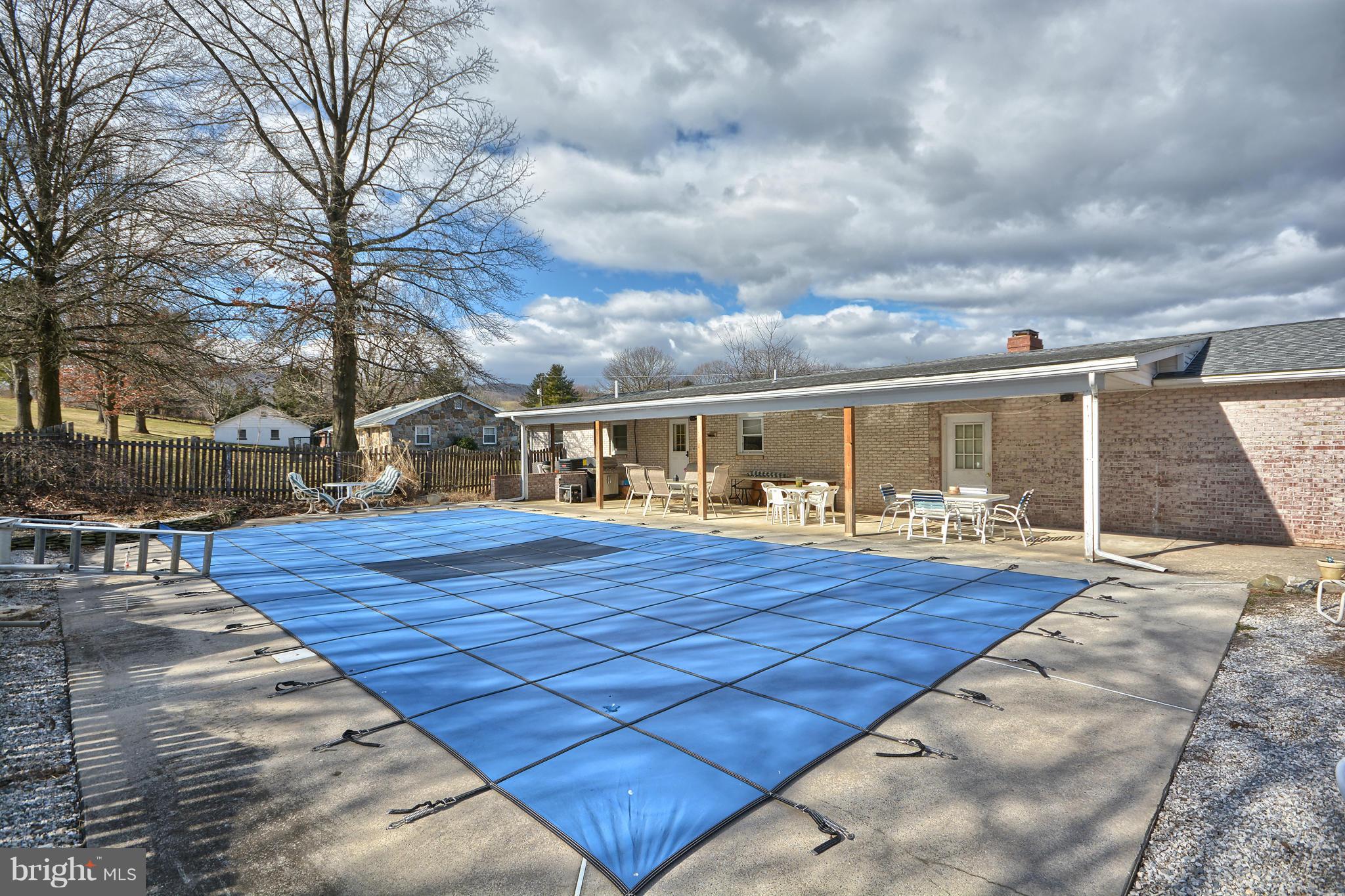 8525 Bolivar Road Middletown, MD 21769 - Photo 4 of 22 Exterior (Rear)