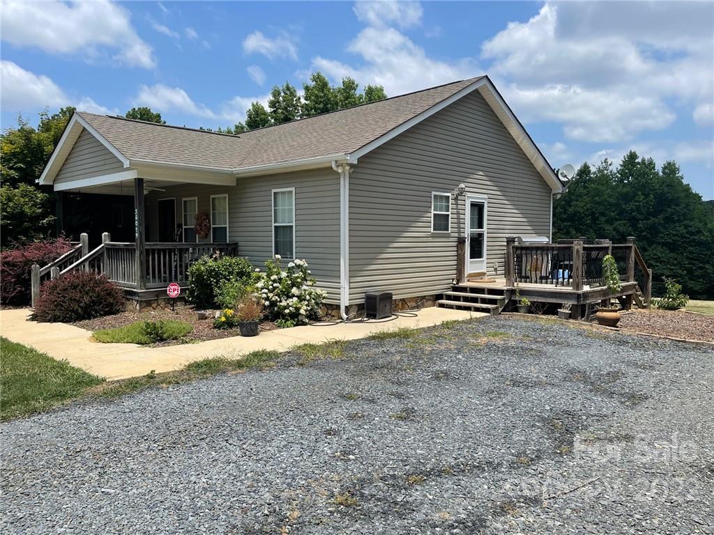 38019 Porter Road Albemarle, NC 28001 - Photo 4 of 20 Gallery Image 4