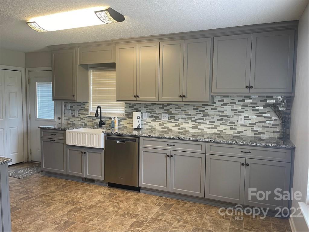 38019 Porter Road Albemarle, NC 28001 - Photo 8 of 20 Gallery Image 8