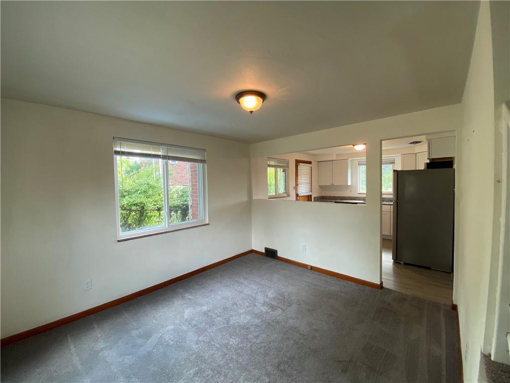 430 Jefferson Road Pittsburgh, PA 15235 - Photo 6 of 28 Gallery Image 6