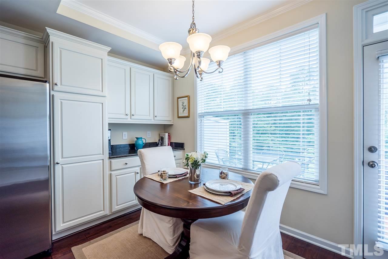 1649 Crafton Way Raleigh, NC 27607 - Photo 9 of 25