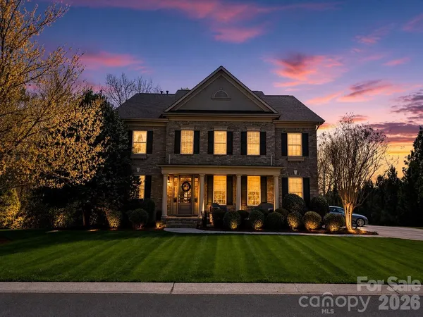 $1,250,000 | 2301 Worthington Drive, Matthews, NC 28104