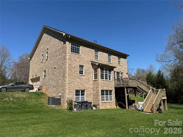 $1,250,000 | 2301 Worthington Drive, Matthews, NC 28104