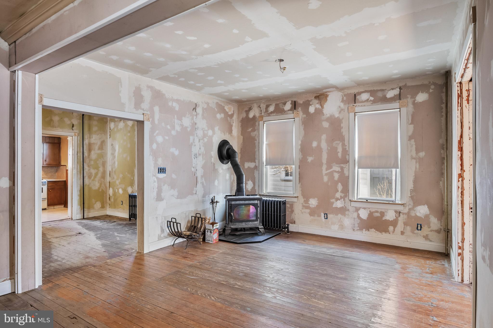 319 Taylor Street Riverside, NJ 08075 - Photo 6 of 27