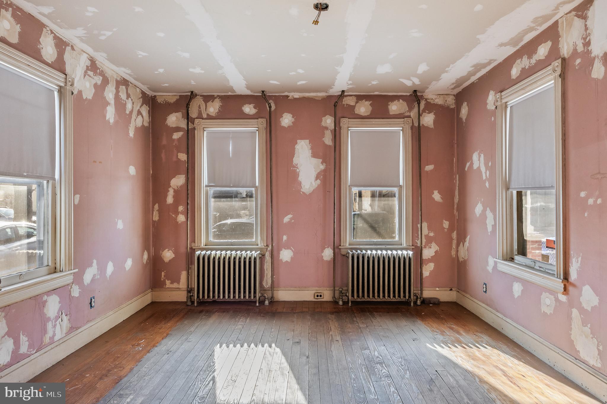 319 Taylor Street Riverside, NJ 08075 - Photo 9 of 27