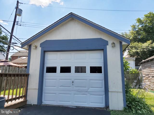 308 Birchwood Road Aldan, PA 19018 - Photo 8 of 53 Gallery Image 8