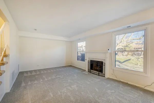 $419,000 | 132 White Birch Lane, Westmont, IL 60559