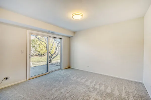 $419,000 | 132 White Birch Lane, Westmont, IL 60559