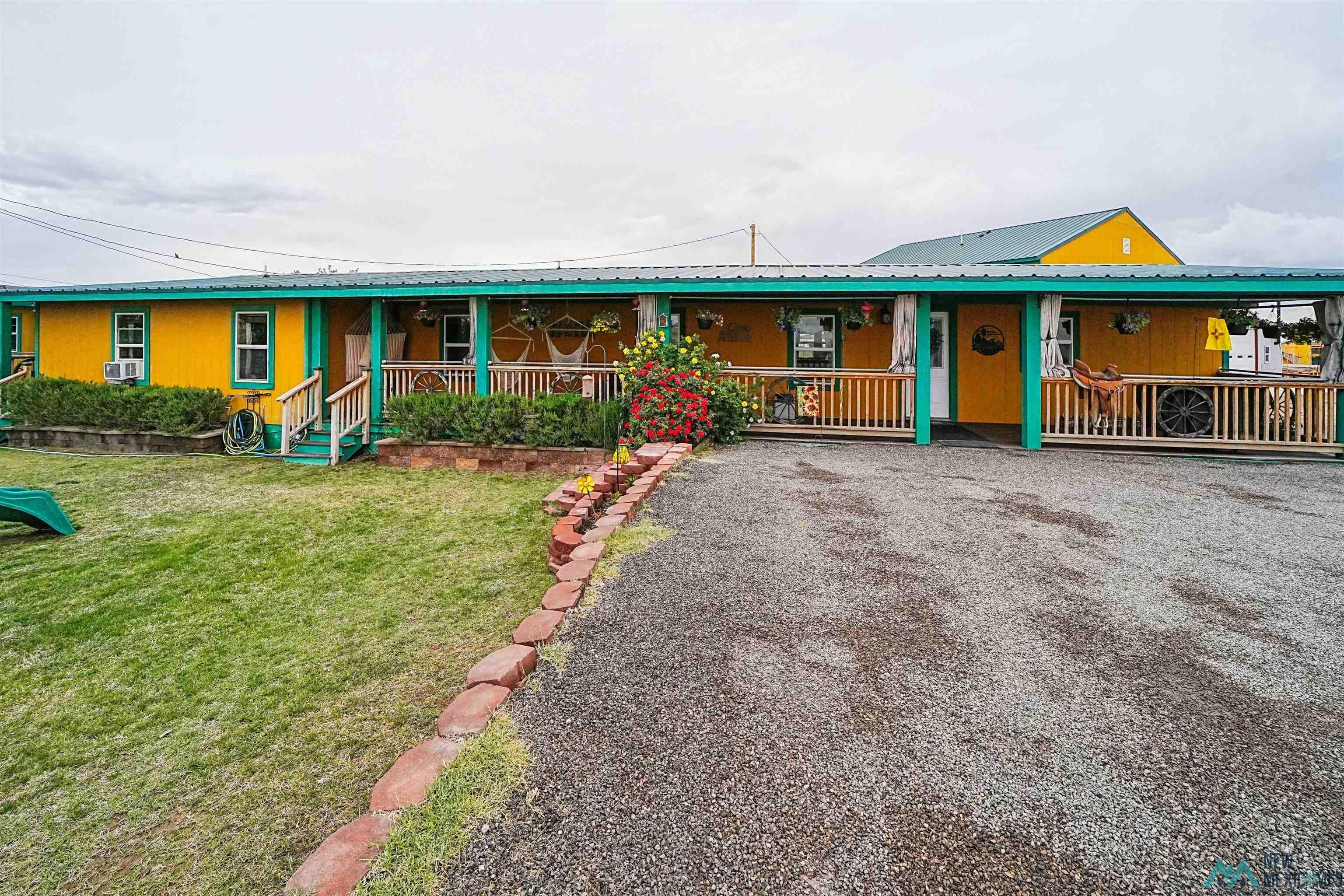 7424 Dulce Road Carlsbad, NM 88220 - Photo 2 of 87 Gallery Image 2