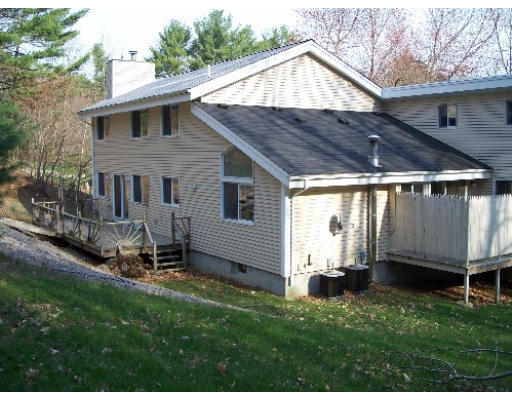 721 Middleton Road North Andover, MA 01845 - Photo 2 of 18 Gallery Image 2