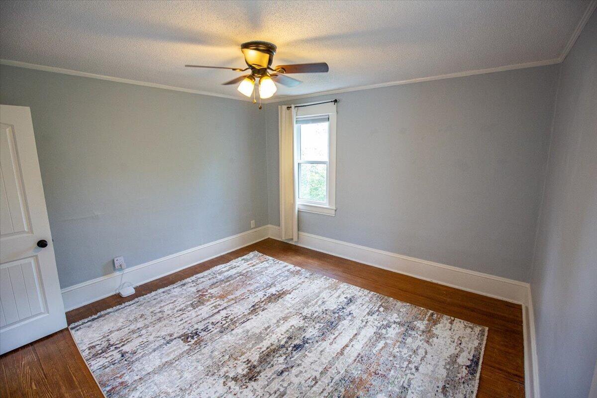 2446 Montvale Road Southwest Roanoke, VA 24015 - Photo 34 of 43 36-2446-Montvale-37