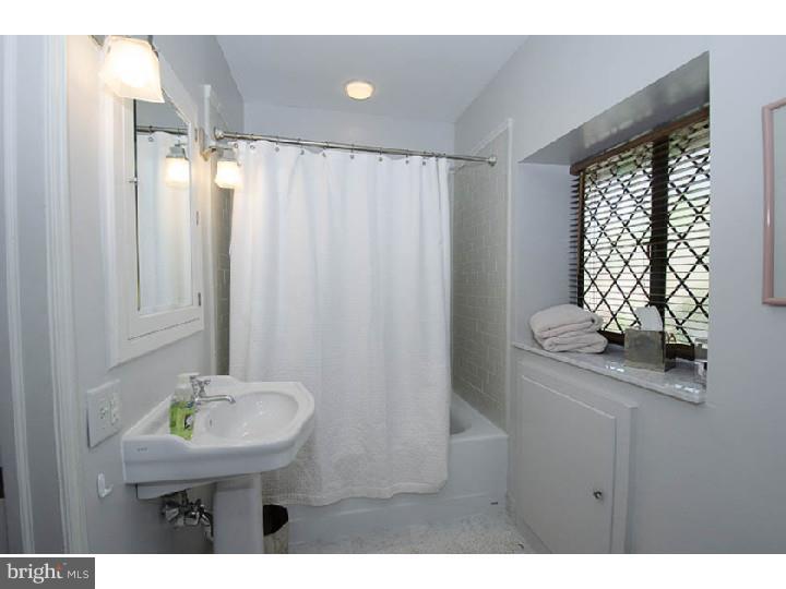 172 Gramercy Road Bala Cynwyd, PA 19004 - Photo 19 of 25 Gallery Image 19