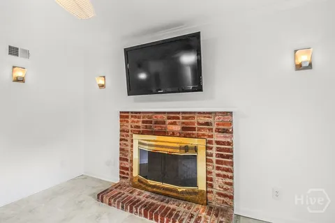 $365,000 | 1345 Lavon Avenue, Savannah, GA 31406