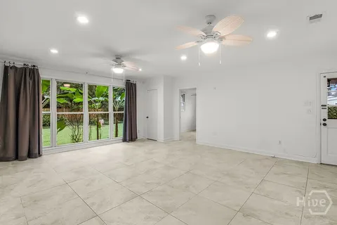 $365,000 | 1345 Lavon Avenue, Savannah, GA 31406