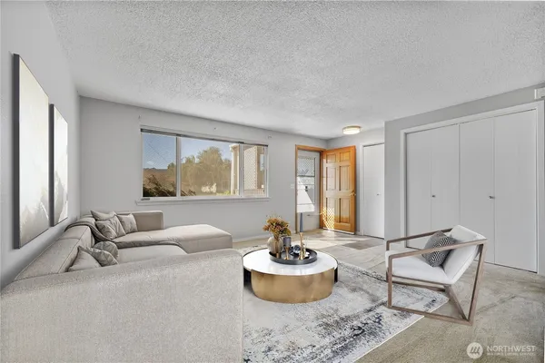 $149,950 | 359 7th Street Southeast, Unit 2, Puyallup, WA 98372