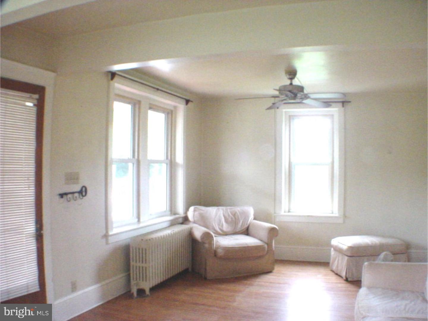 115 Scroggy Road Oxford, PA 19363 - Photo 3 of 15 Living Room