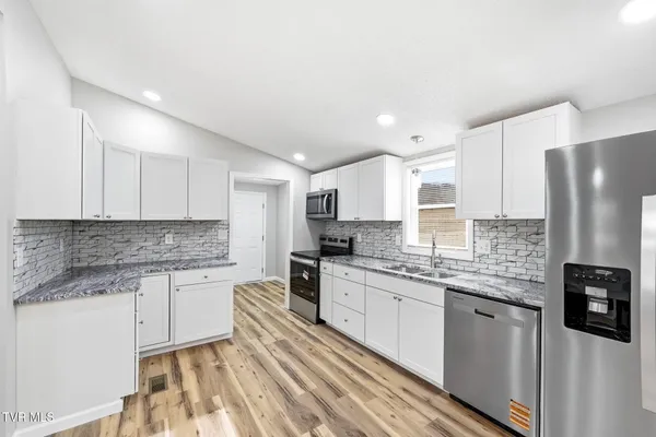 $280,000 | 68 Harold Cemetery Road, Greeneville, TN 37745