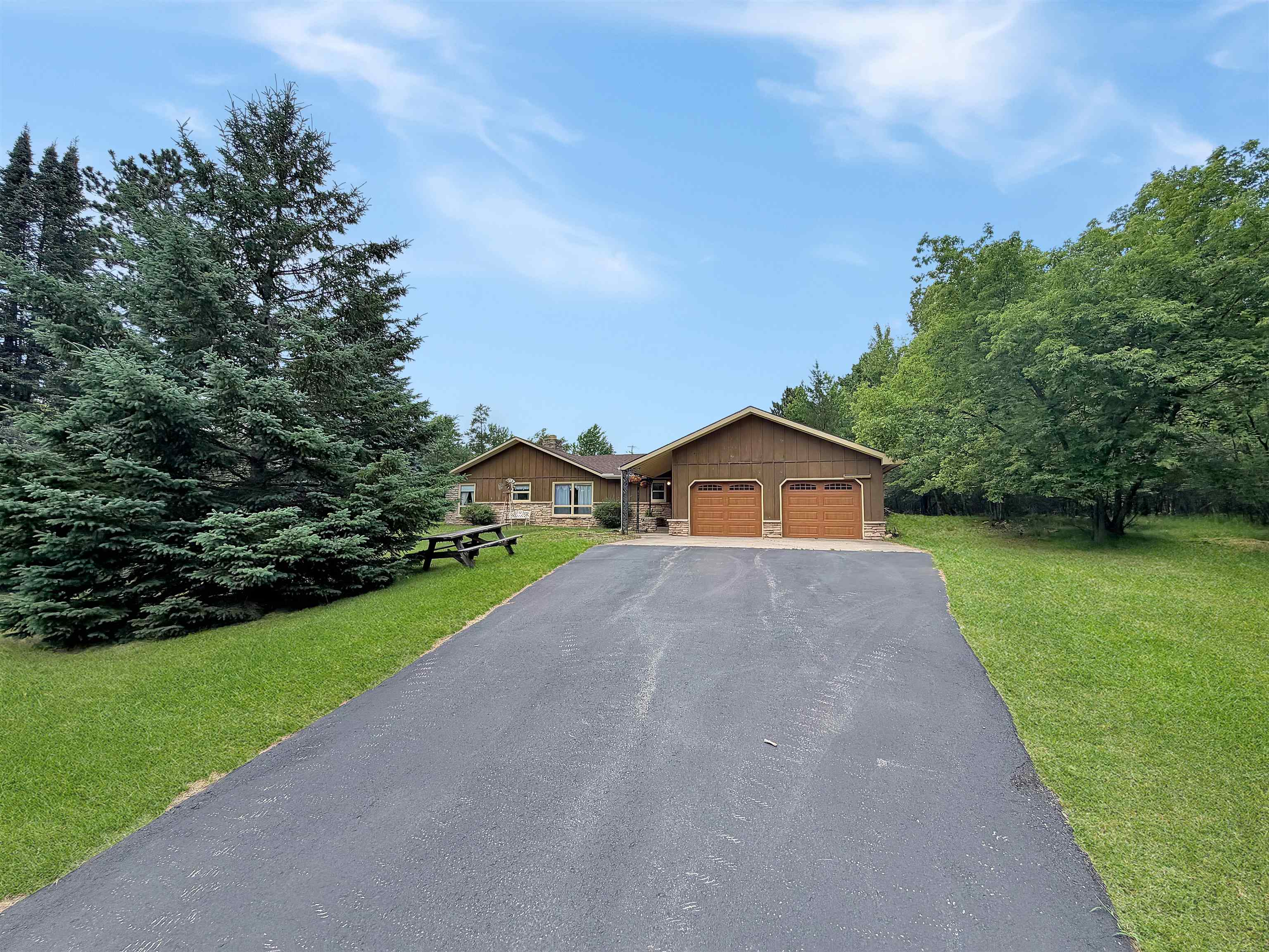 W8528 Kuchta Road Crivitz, WI 54114 - Photo 3 of 62