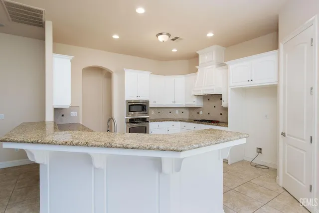 $625,000 | Undisclosed Address, Bakersfield, CA 93311