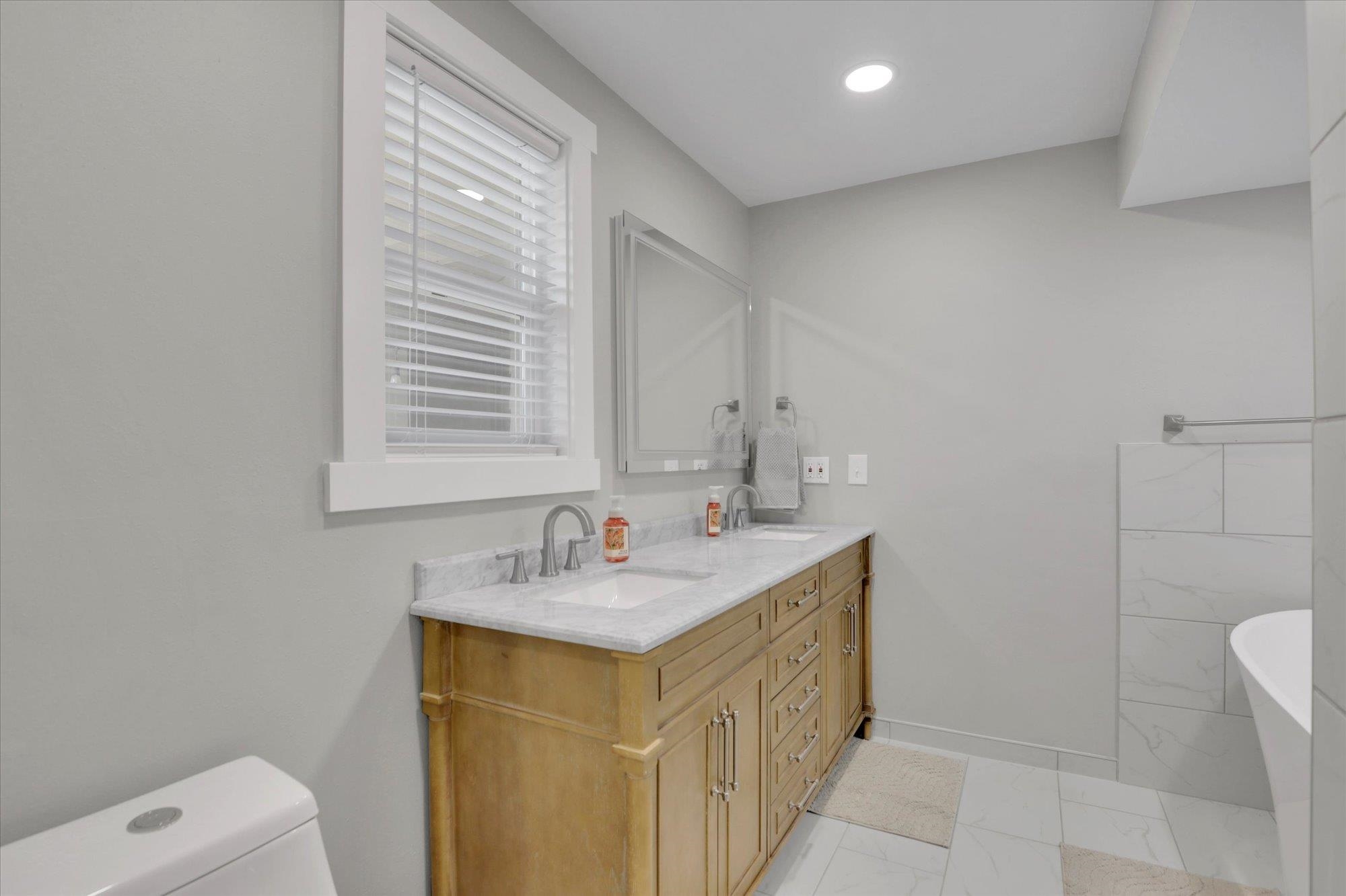 8428 North Susan Court Spokane, WA 99208 - Photo 15 of 40