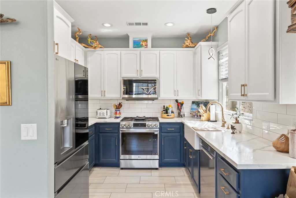 1813 Devonshire Drive Chico, CA 95928 - Photo 6 of 38